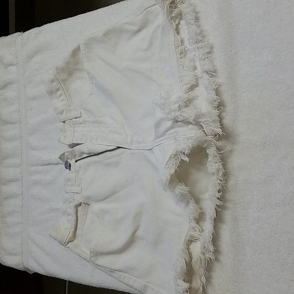 Vintage Guess Fringed Shorts - Picture 1 of 6
